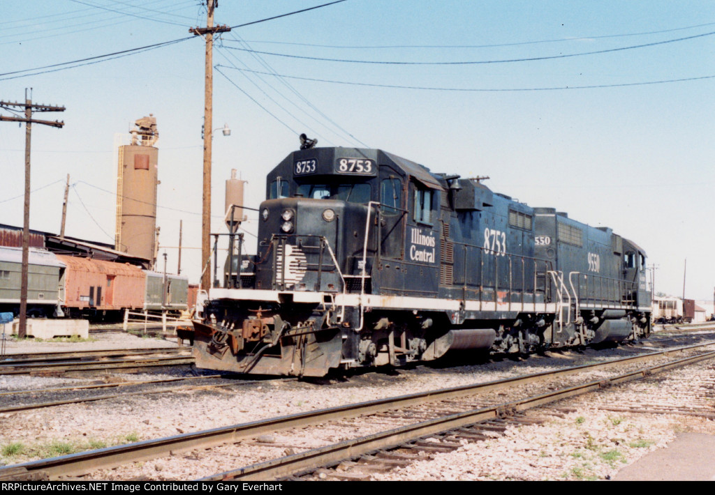 IC GP11 #8753 - Illinois Central